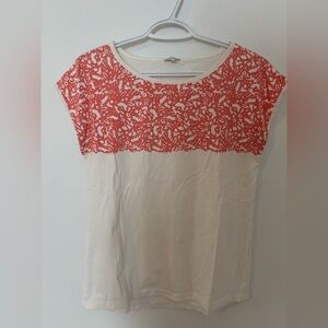 Vintage Danish Brand Jackpot White Short-Sleeve Tee with Coral Pattern